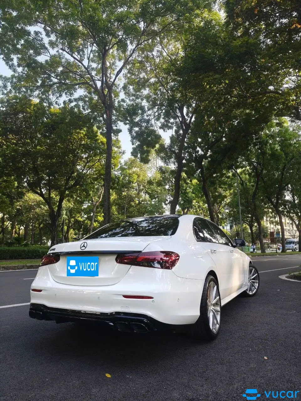 Mercedes E class E300 AMG 2024 - Ngoại thất 10