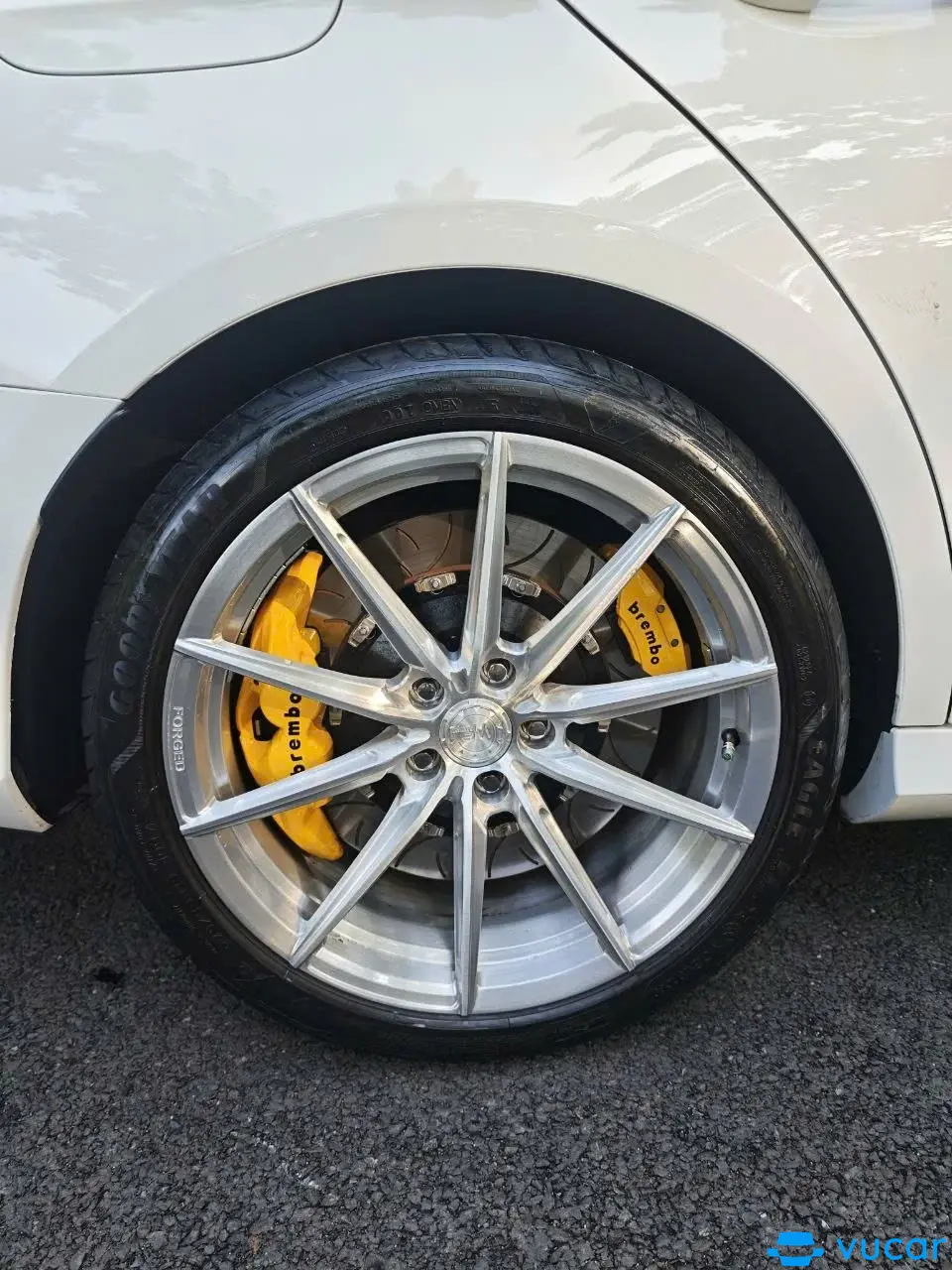 Mercedes E class E300 AMG 2024 - Ngoại thất 9