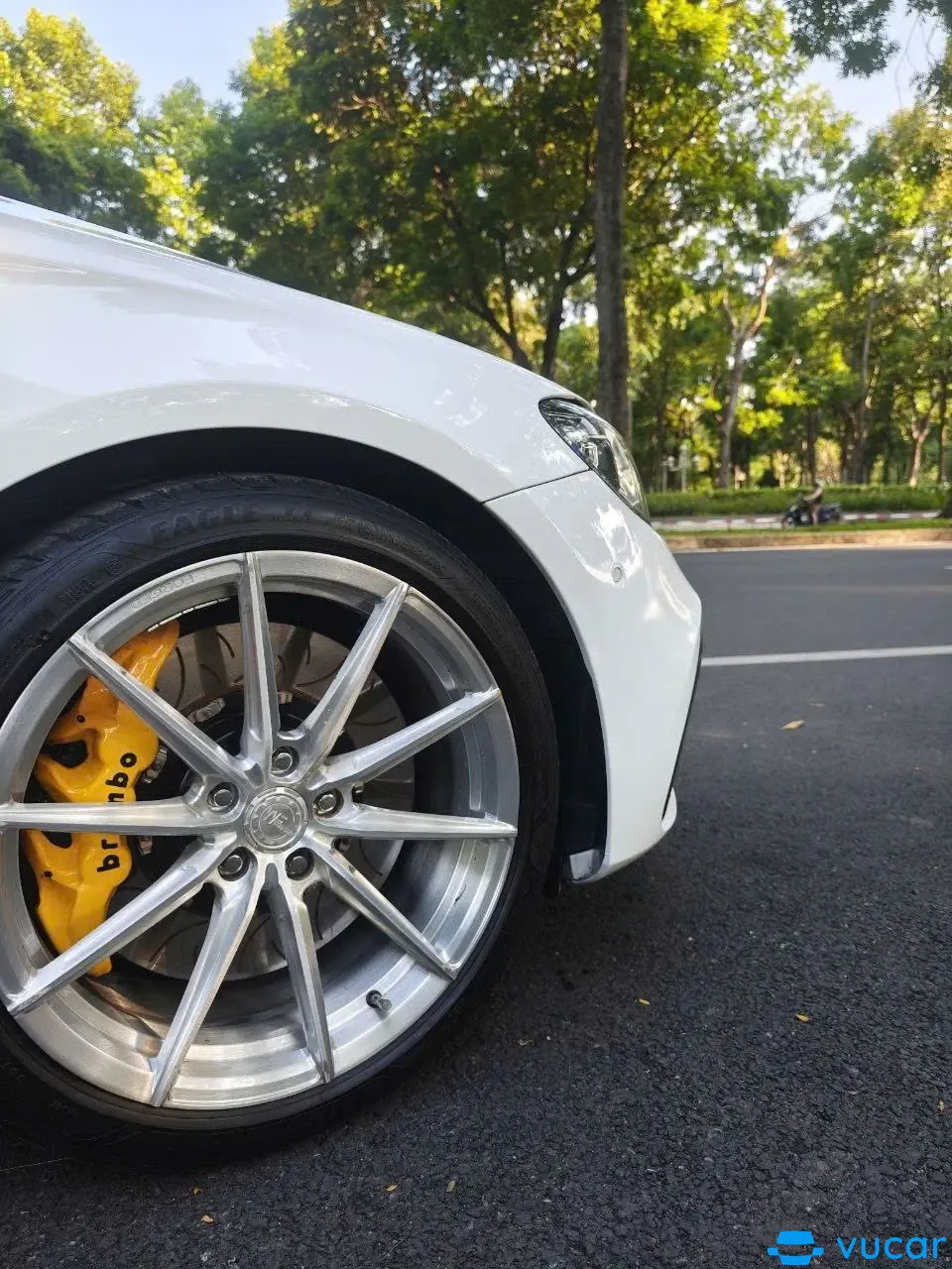 Mercedes E class E300 AMG 2024 - Ngoại thất 12
