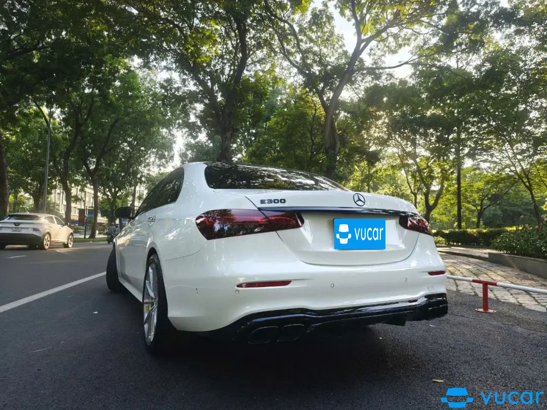 Mercedes E class E300 AMG 2024 - Ngoại thất 14