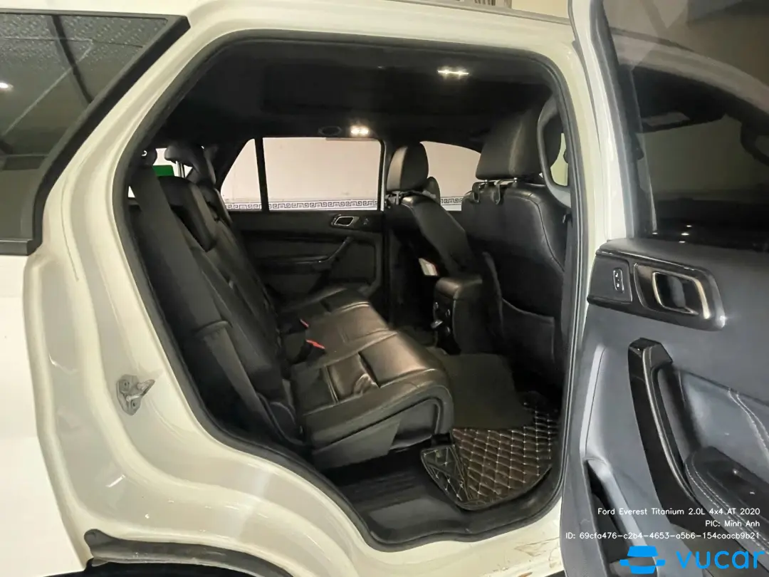 Ảnh xe Ford Everest Titanium 2.0L 4x4 AT 2020 - ảnh 6