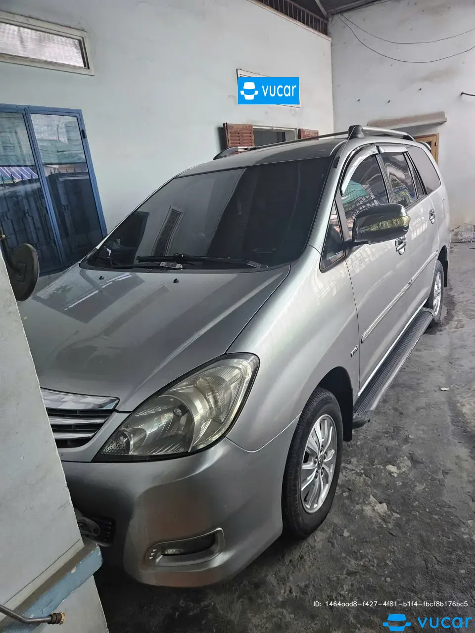 Toyota Innova V 2010 - Ngoại thất 1