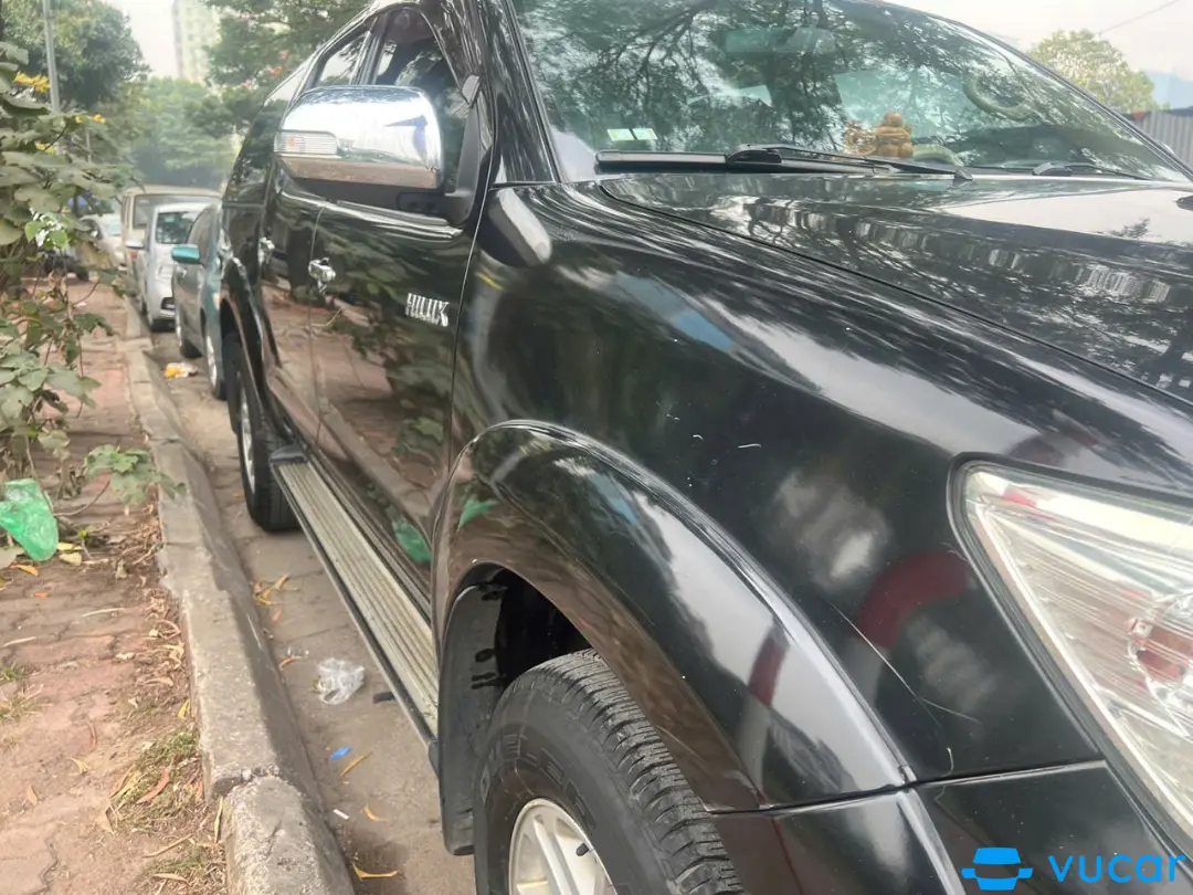 Toyota Hilux 2.5E 4x2 MT 2013 - Ngoại thất 5