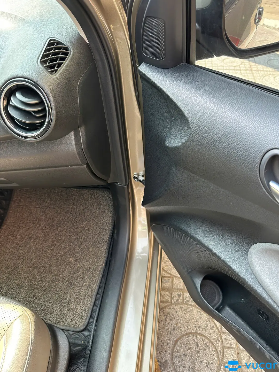 Kia Soluto 1.4 AT Deluxe 2021 - Nội thất 1