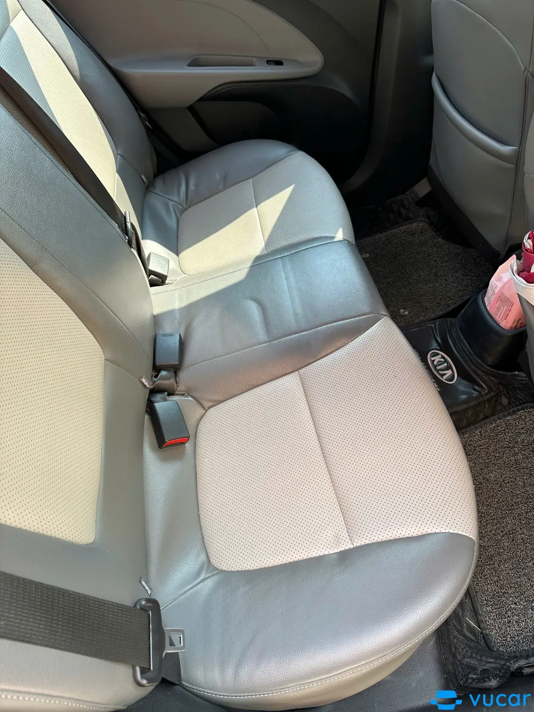 Kia Soluto 1.4 AT Deluxe 2021 - Nội thất 5