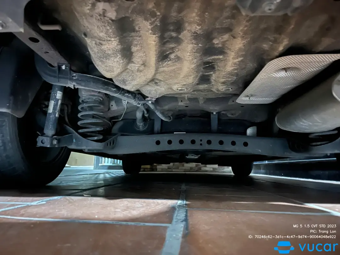 MG 5 1.5 CVT STD 2023 - Gầm & khung xe 3