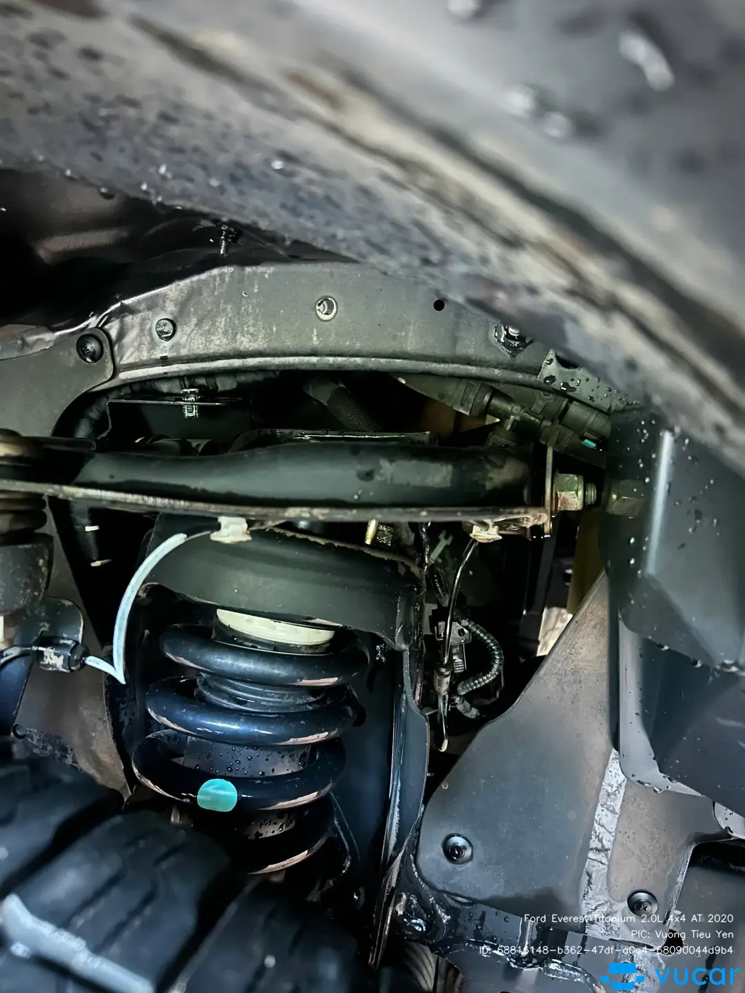 Ford Everest Titanium 2.0L 4x4 AT 2020 - Gầm & khung xe 1