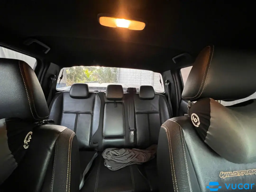 Ford Ranger WLIDTRACK 2.0 4x4 AT 2019 - Nội thất 3