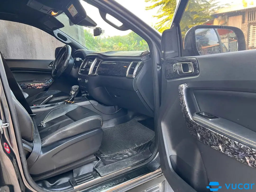 Ford Ranger WLIDTRACK 2.0 4x4 AT 2019 - Nội thất 2