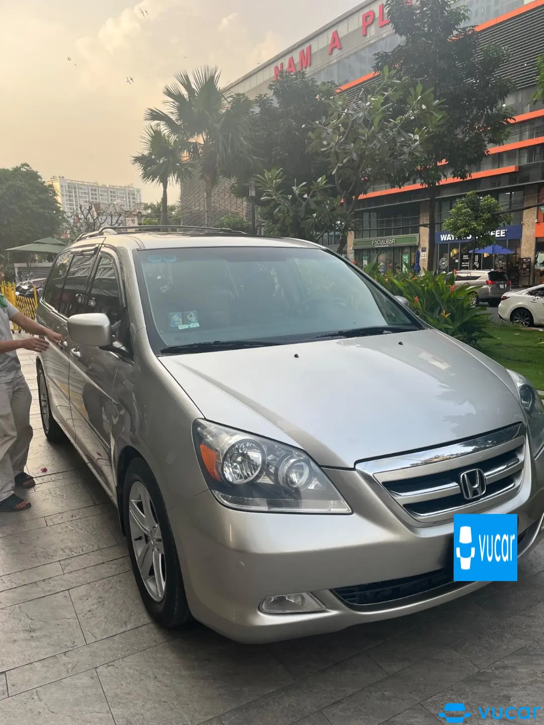Honda Odyssey Touring 3.5 AT 2005 - Ngoại thất 1