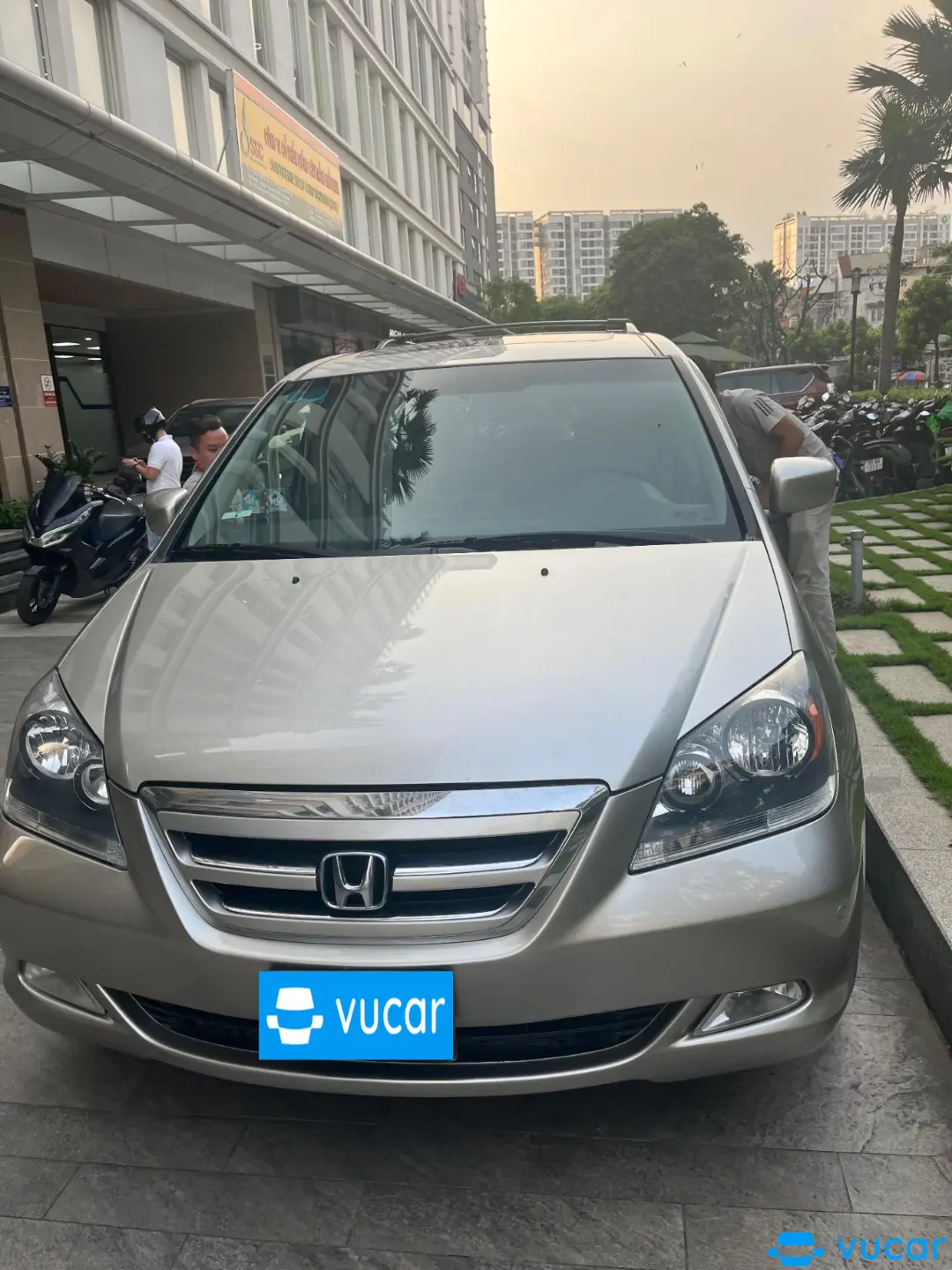 Honda Odyssey Touring 3.5 AT 2005 - Ngoại thất 3