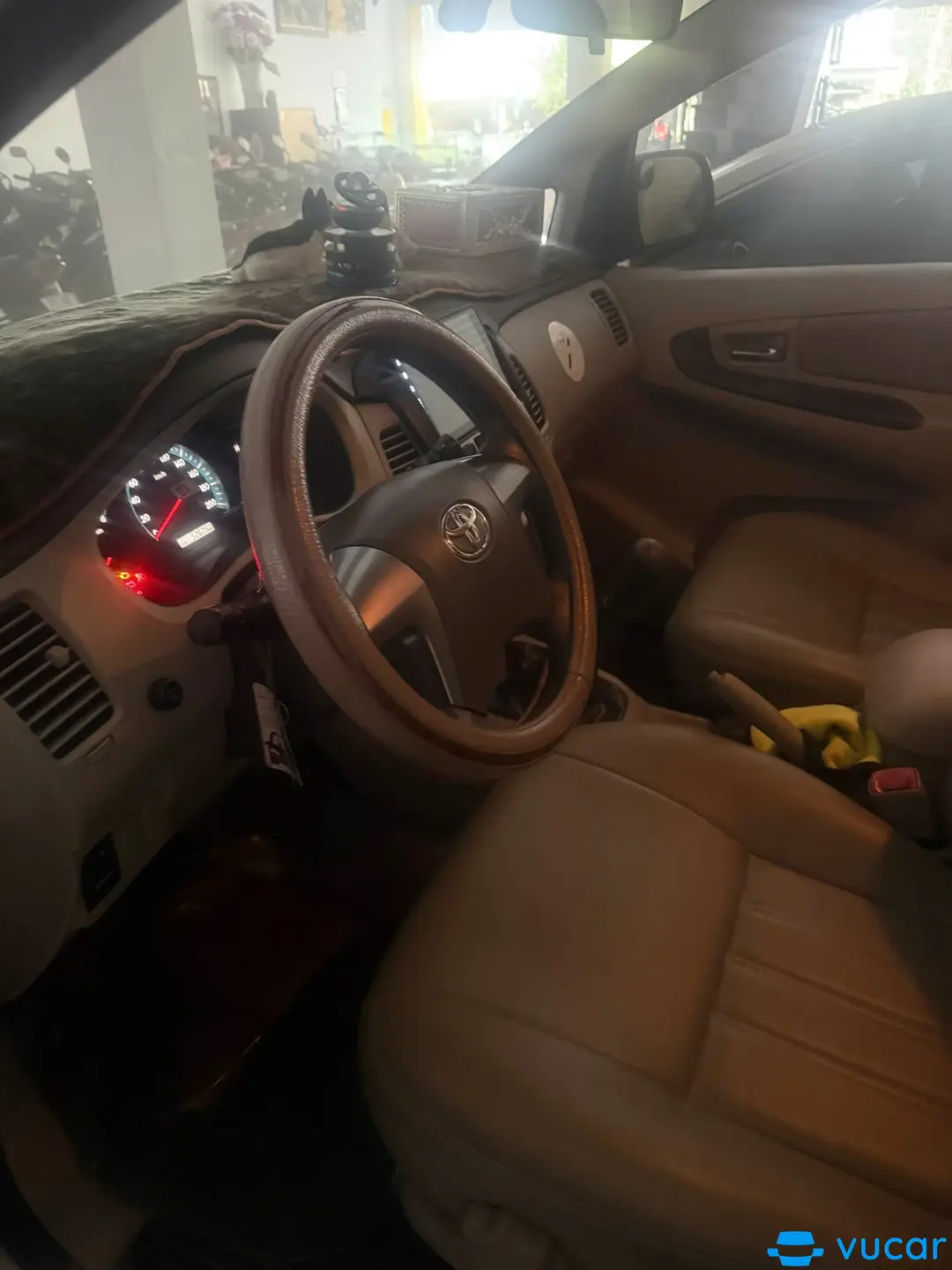 I nova E2015 - Nội thất 2