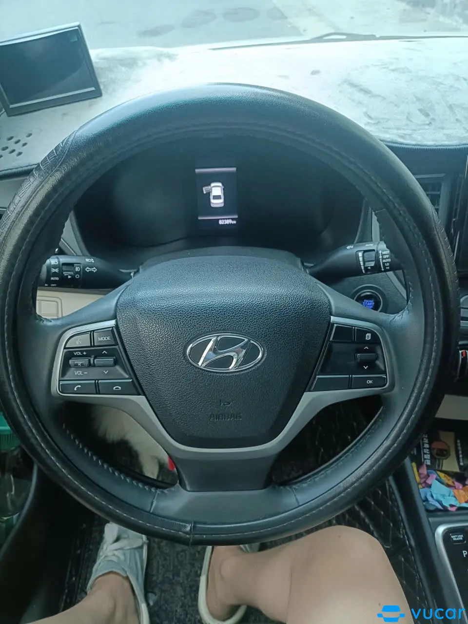 Huyndai accent at 2020 - Nội thất 4
