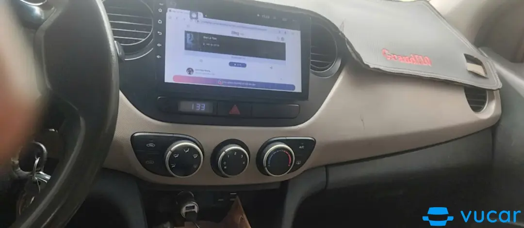 sedan i10 2015 - Nội thất 5