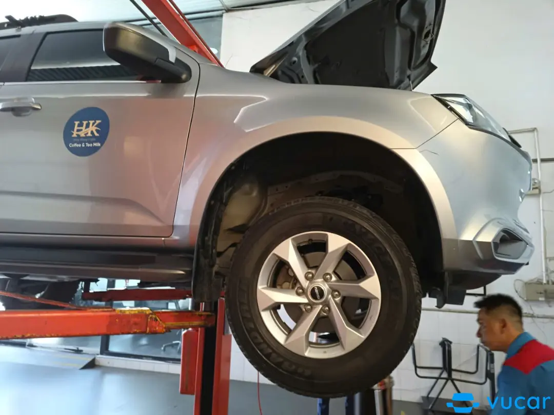 Isuzu MU-X B7 1.9 4x2 MT 2022 - Ngoại thất 5