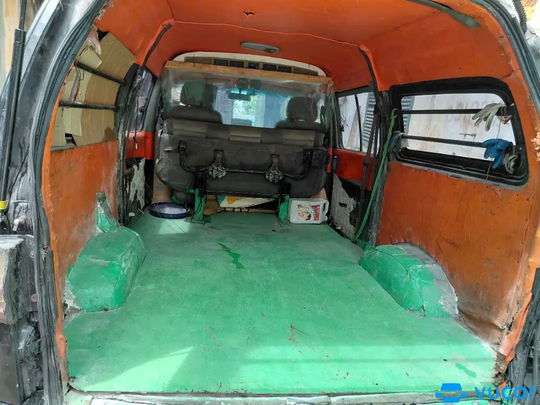 starex 19 van giá 55 triệu 2005 - Nội thất 5