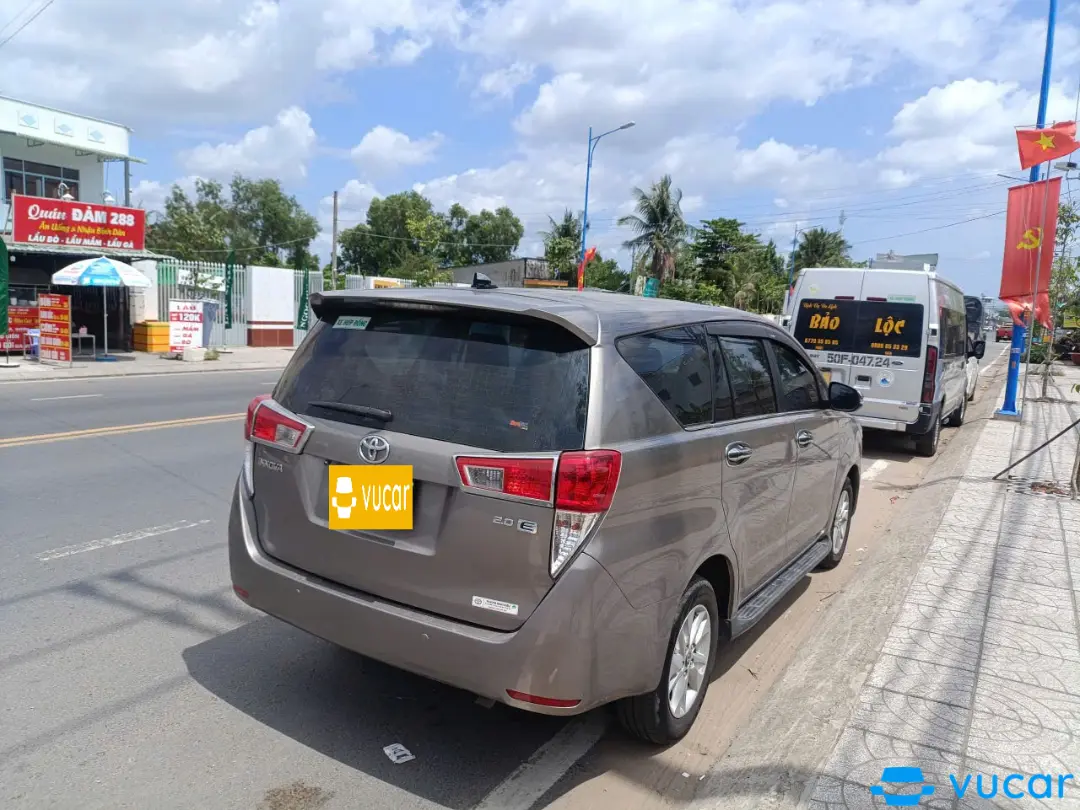 Toyota Innova 2.0E 2019 - Ngoại thất 4