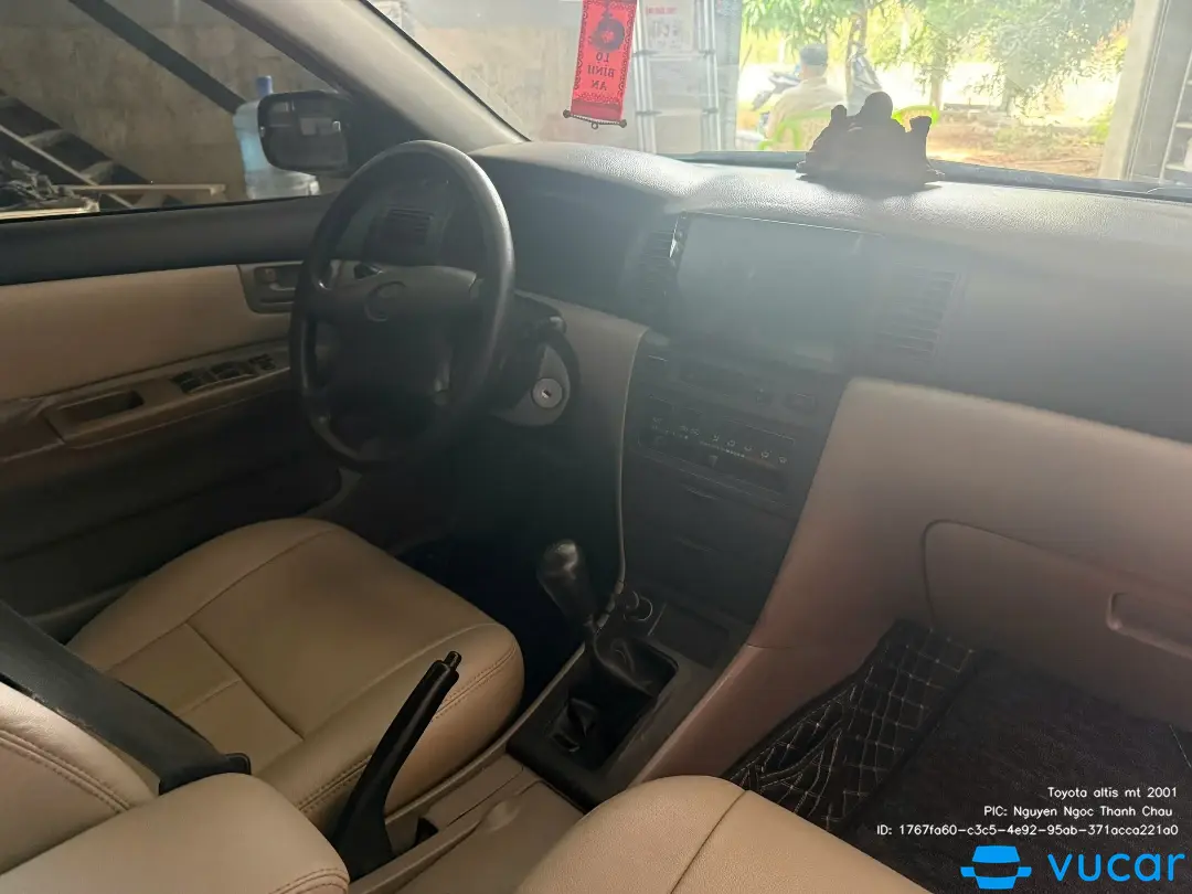 Toyota altis mt 2001 - Nội thất 1
