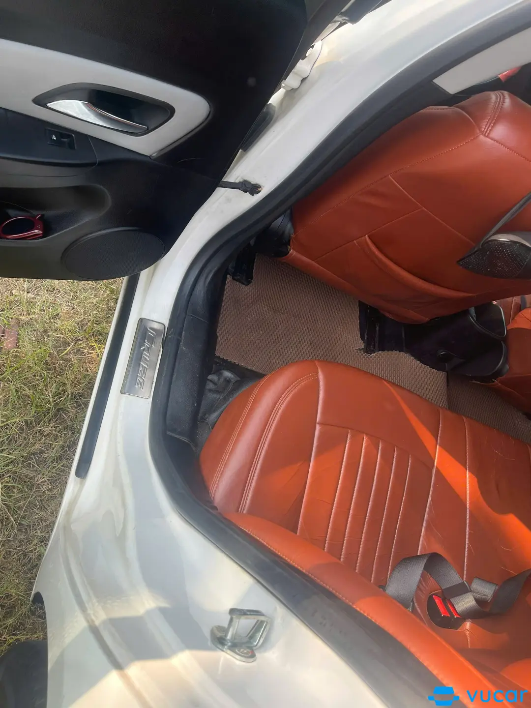 Chevrolet Cruze LS 1.6 MT 2014 - Nội thất 3