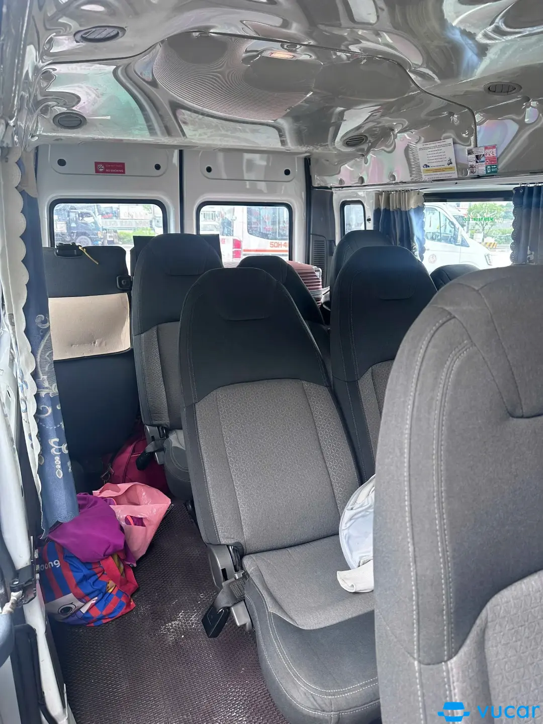 Ford Transit Tiêu chuẩn 2022 - Nội thất 1
