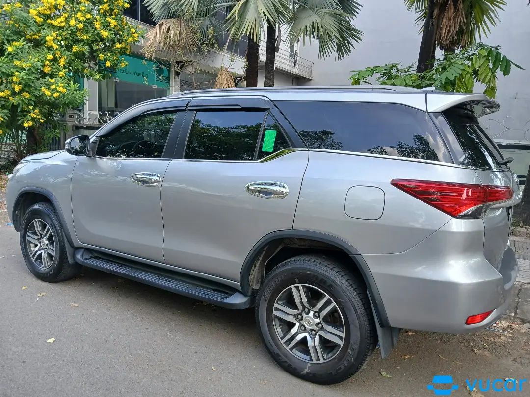 Toyota Fortuner 2018 2.4G 4x2 MT - Ngoại thất 15
