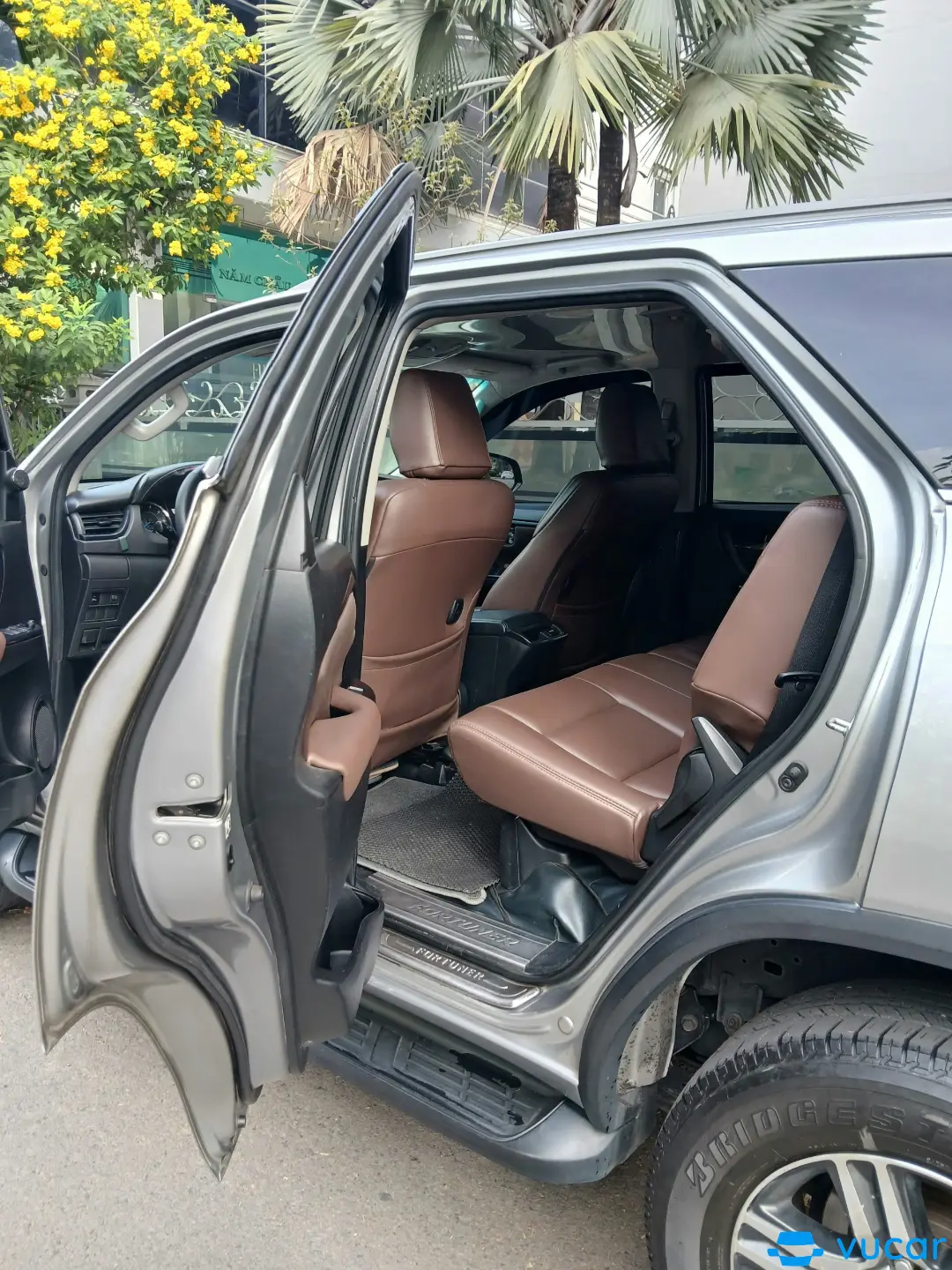 Toyota Fortuner 2018 2.4G 4x2 MT - Ngoại thất 14