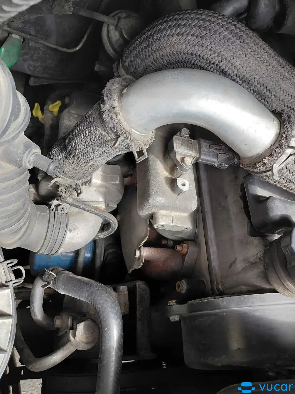starex 19 van giá 55 triệu 2005 - Khoang động cơ 1