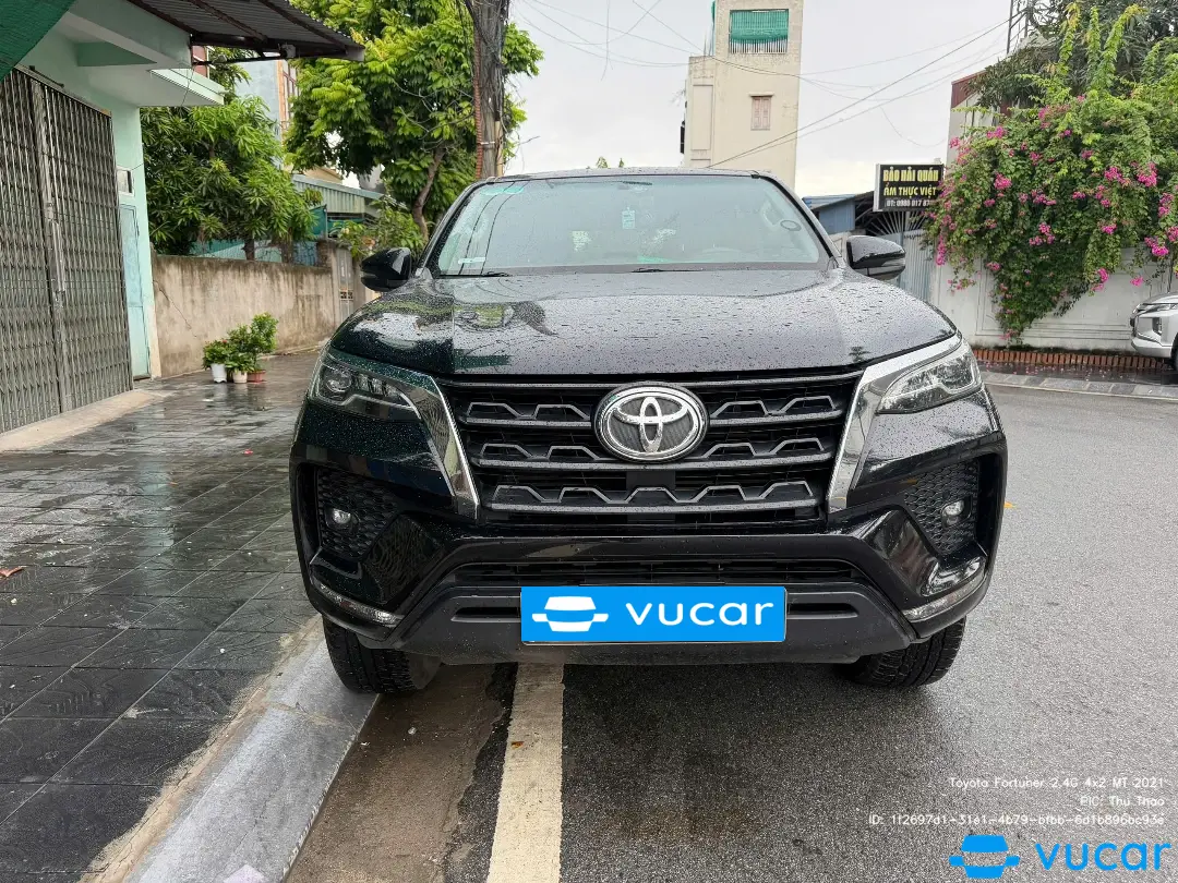Ảnh xe Toyota Fortuner 2.4G 4x2 MT 2021 - ảnh 1