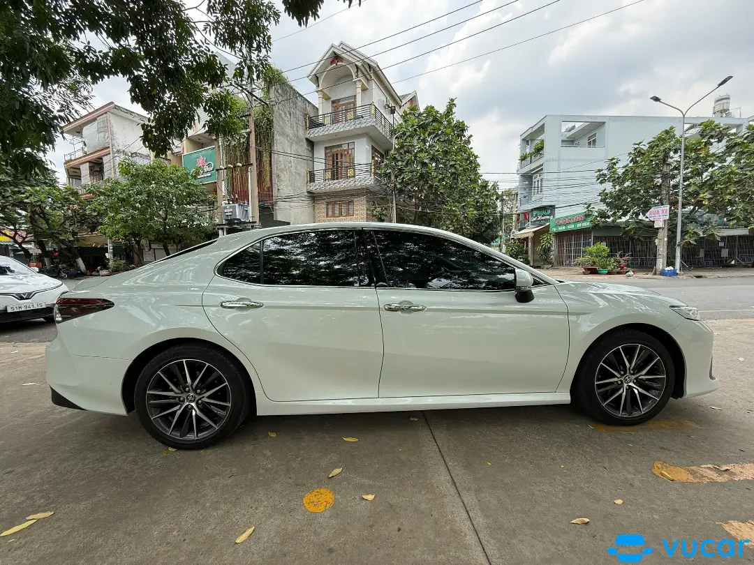 Toyota Camry 2.0Q 2024 - Ngoại thất 7
