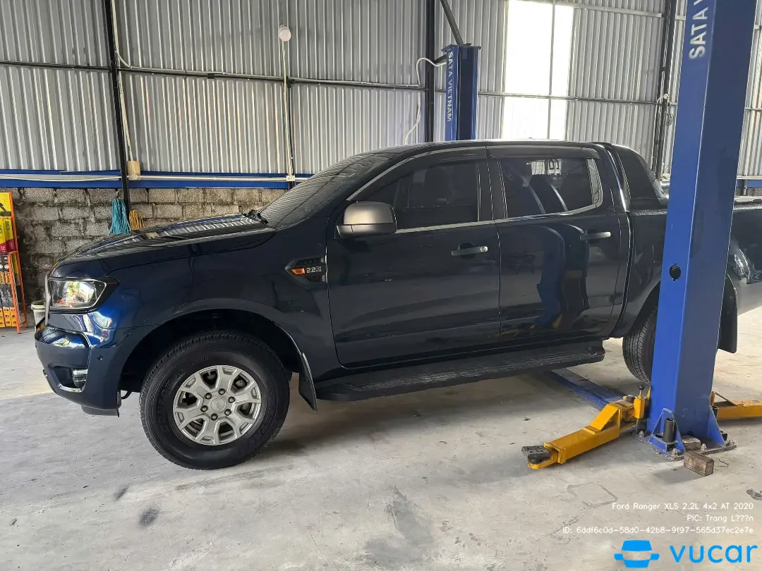 Ford Ranger XLS 2.2L 4x2 AT 2020 - Ngoại thất 3