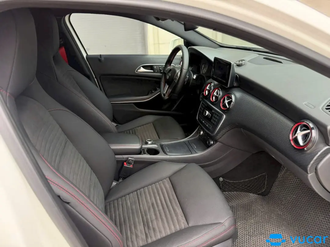 Ảnh xe Merc A250 AMG 2013 - ảnh 6