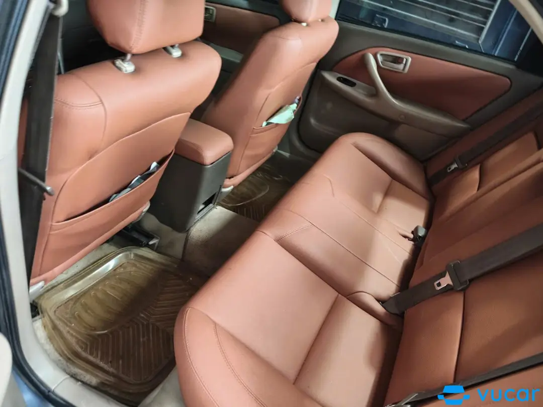 Toyota Camry Grande V6 2002  - Nội thất 8