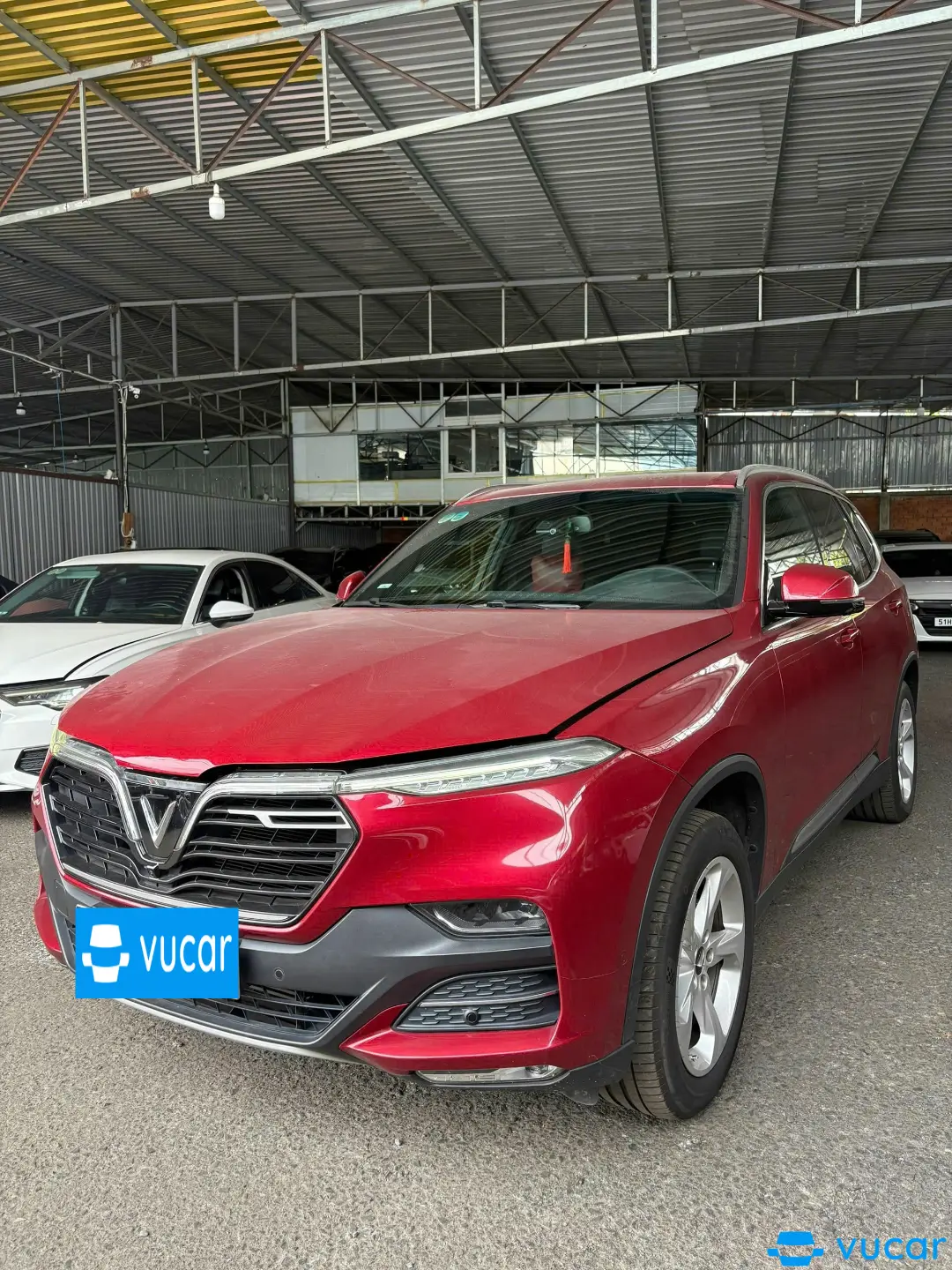 VinFast Lux sa 2.0 Plus 2.0 AT 2021 - Ngoại thất 4