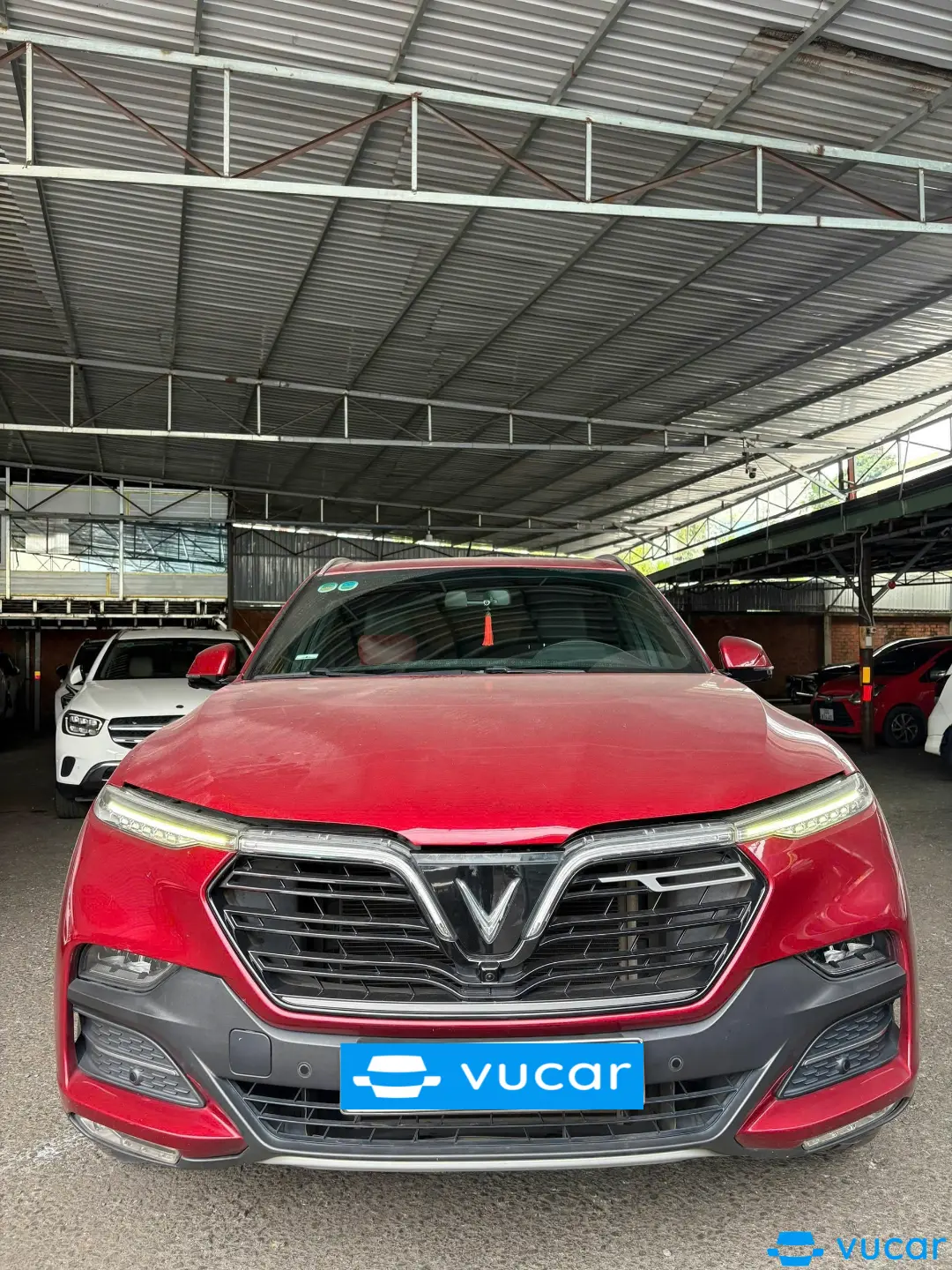 VinFast Lux sa 2.0 Plus 2.0 AT 2021 - Ngoại thất 3