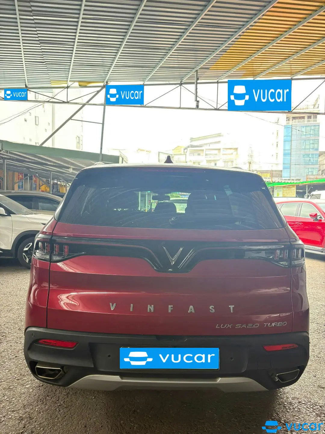 VinFast Lux sa 2.0 Plus 2.0 AT 2021 - Ngoại thất 1