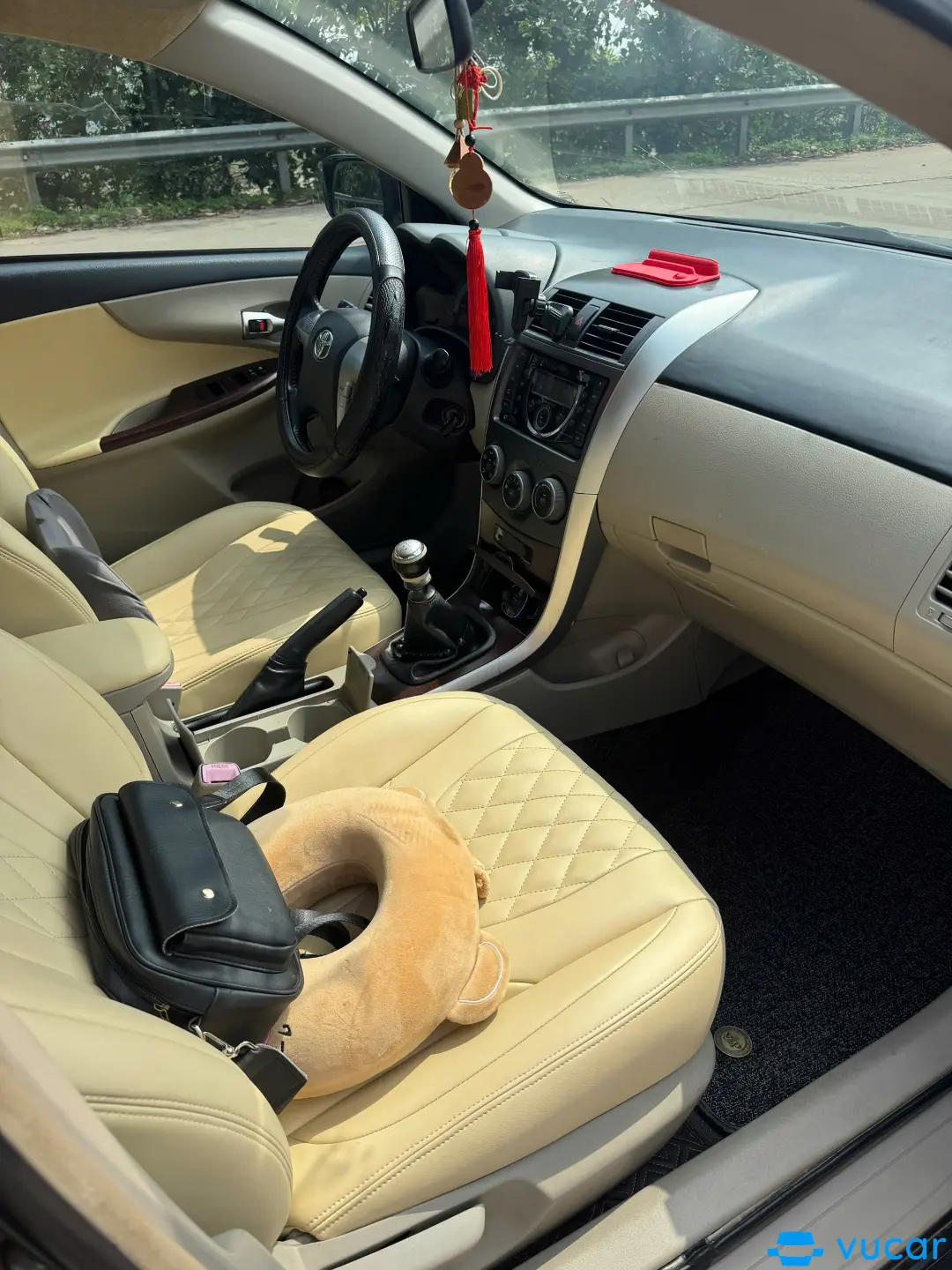 Toyota Corolla altis 1.8G MT 2014 - Nội thất 1