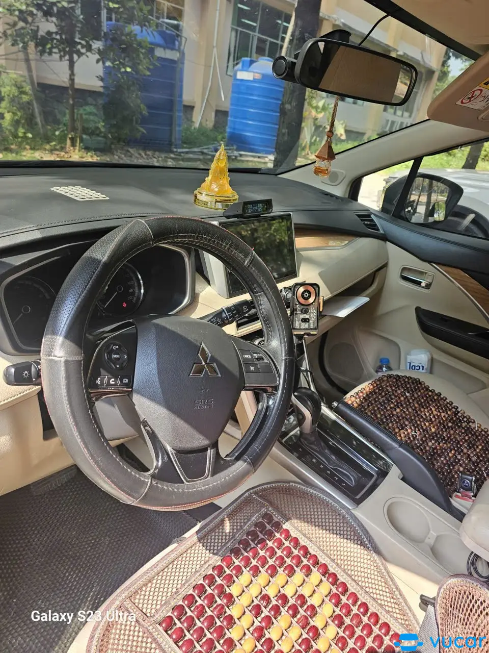 Mitsubishi Xpander 1.5 AT 2019 - Nội thất 2