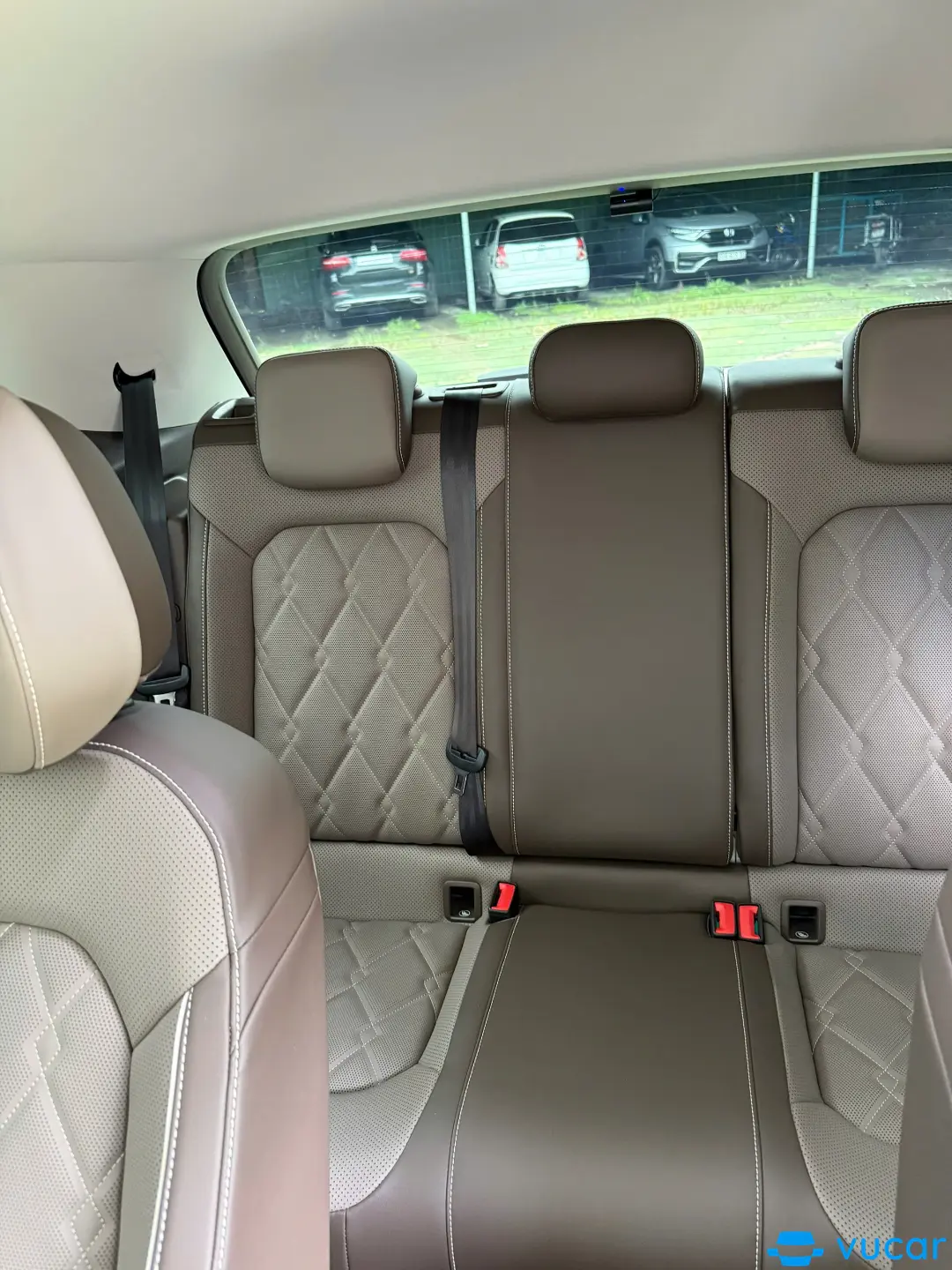 Volkswagen Viloran Luxury 2024 - Nội thất 1