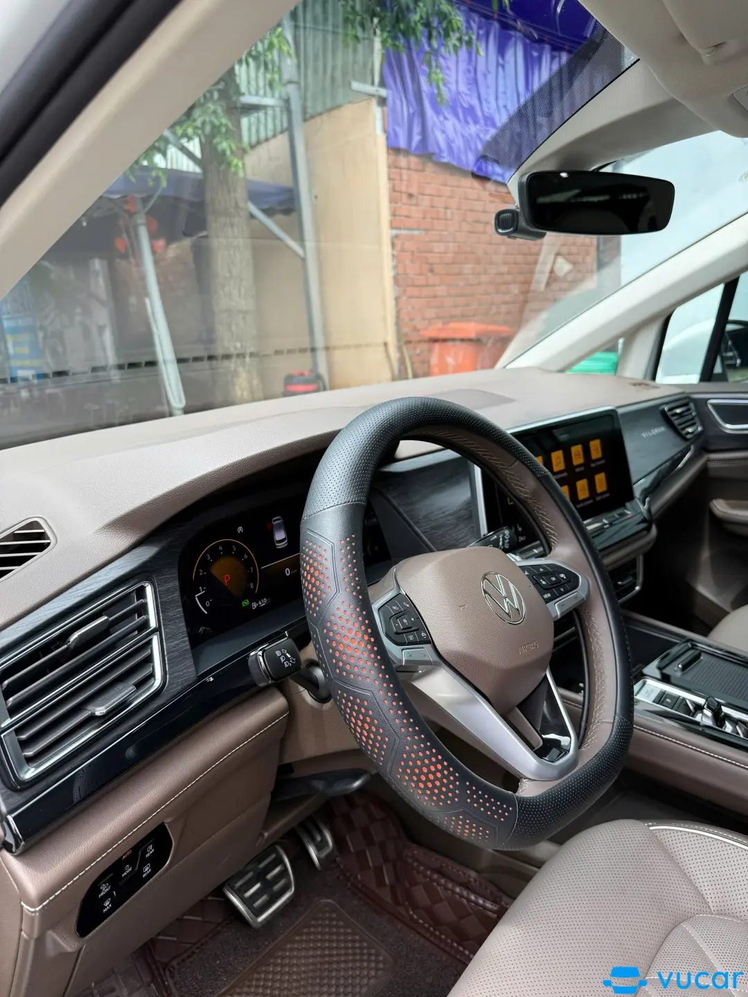 Volkswagen Viloran Luxury 2024 - Nội thất 4