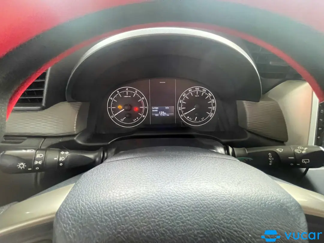 Toyota Innova 2.0E 2020 - Nội thất 1