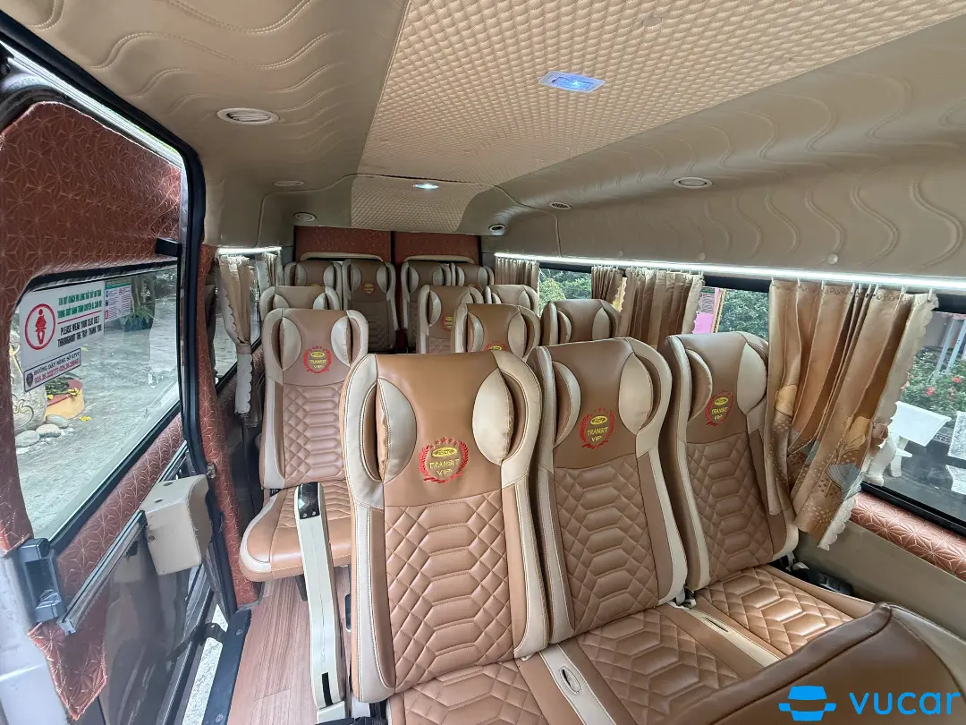 Ford transit 2018 - Nội thất 3