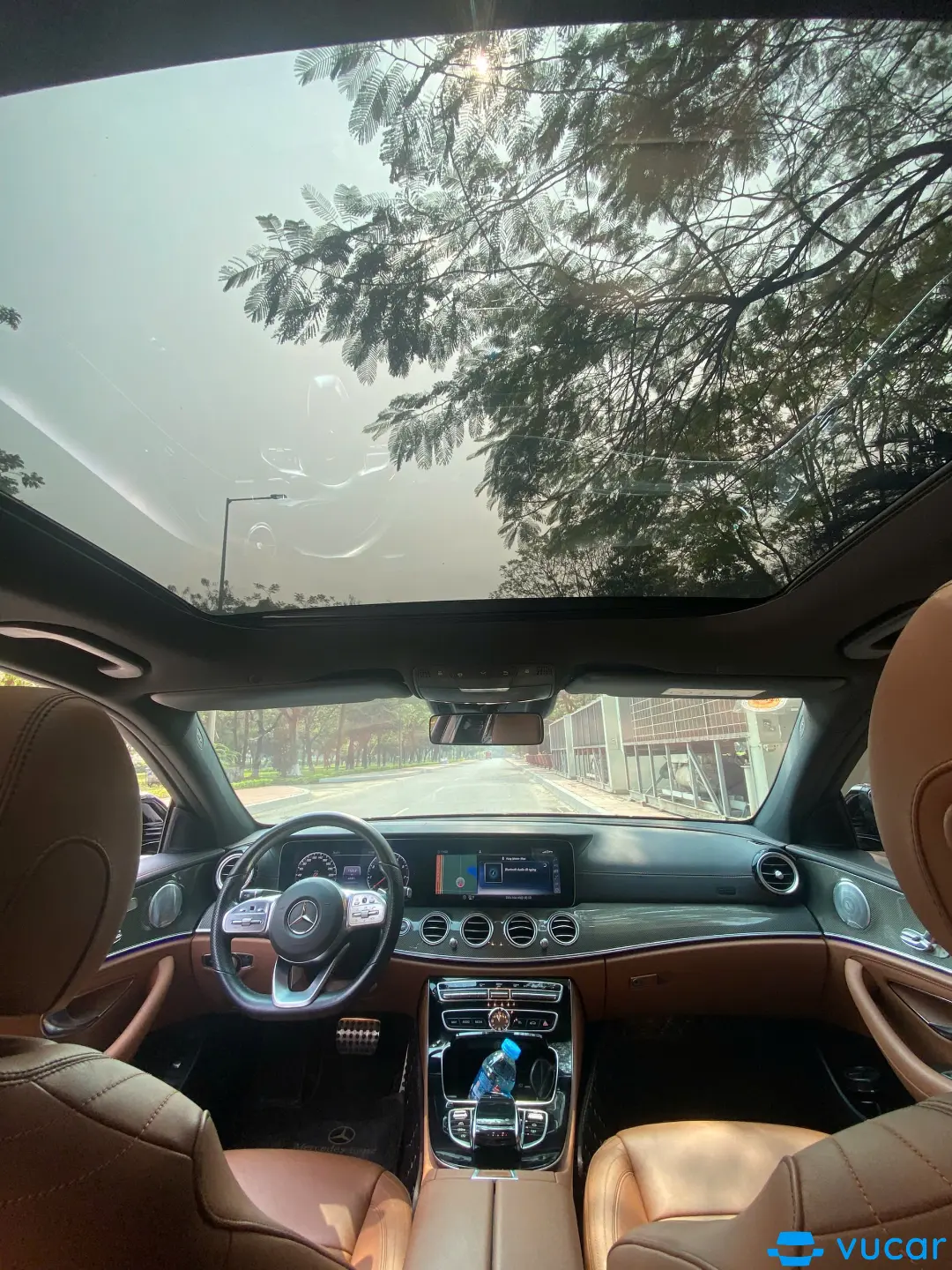 Mercedes-benz E-class E300 AMG 2020 - Nội thất 3