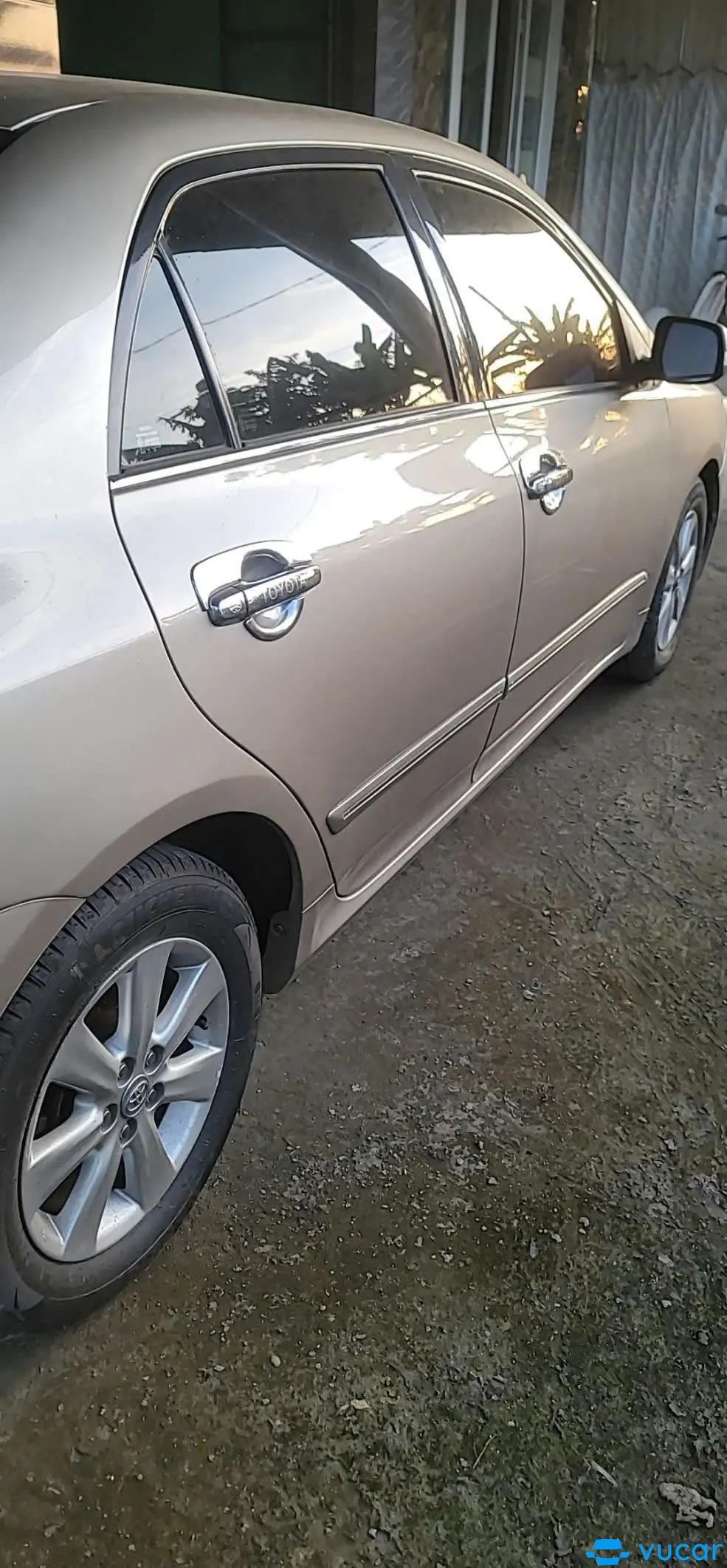 Toyota Corolla altis 1.8G 2011 - Ngoại thất 3
