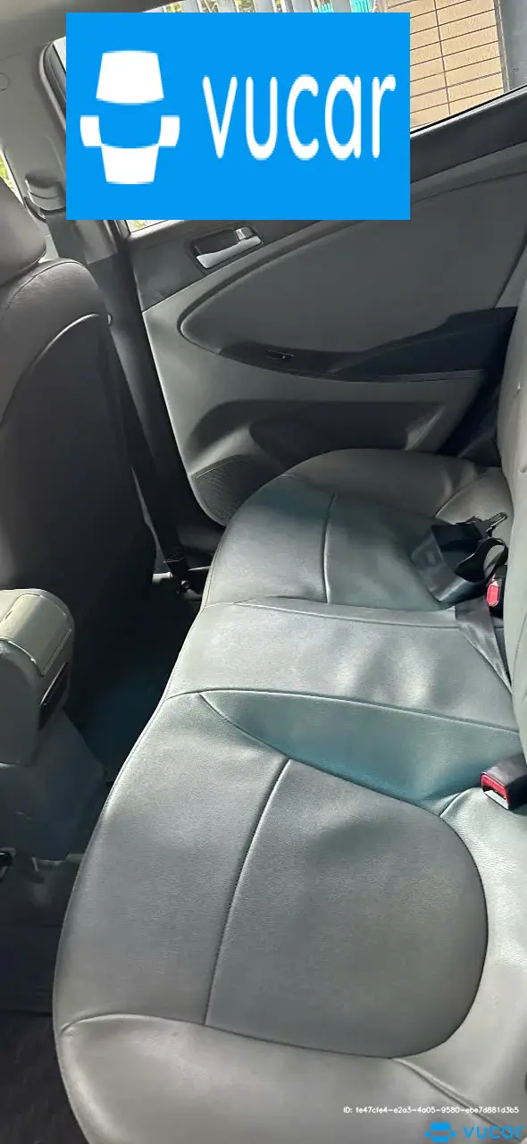 Hyundai Accent 1.4 AT 2014 - Nội thất 1