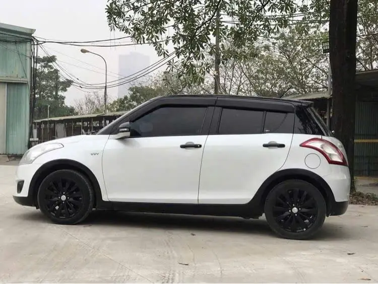 Suzuki Swift 1.4 AT 2014 - Ngoại thất 3