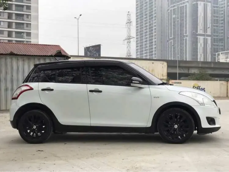 Suzuki Swift 1.4 AT 2014 - Ngoại thất 6