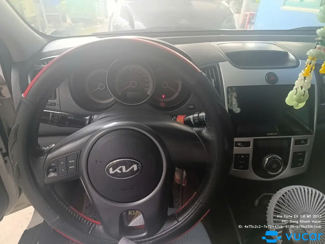 Kia Forte EX 1.6 MT 2012 - Nội thất 6