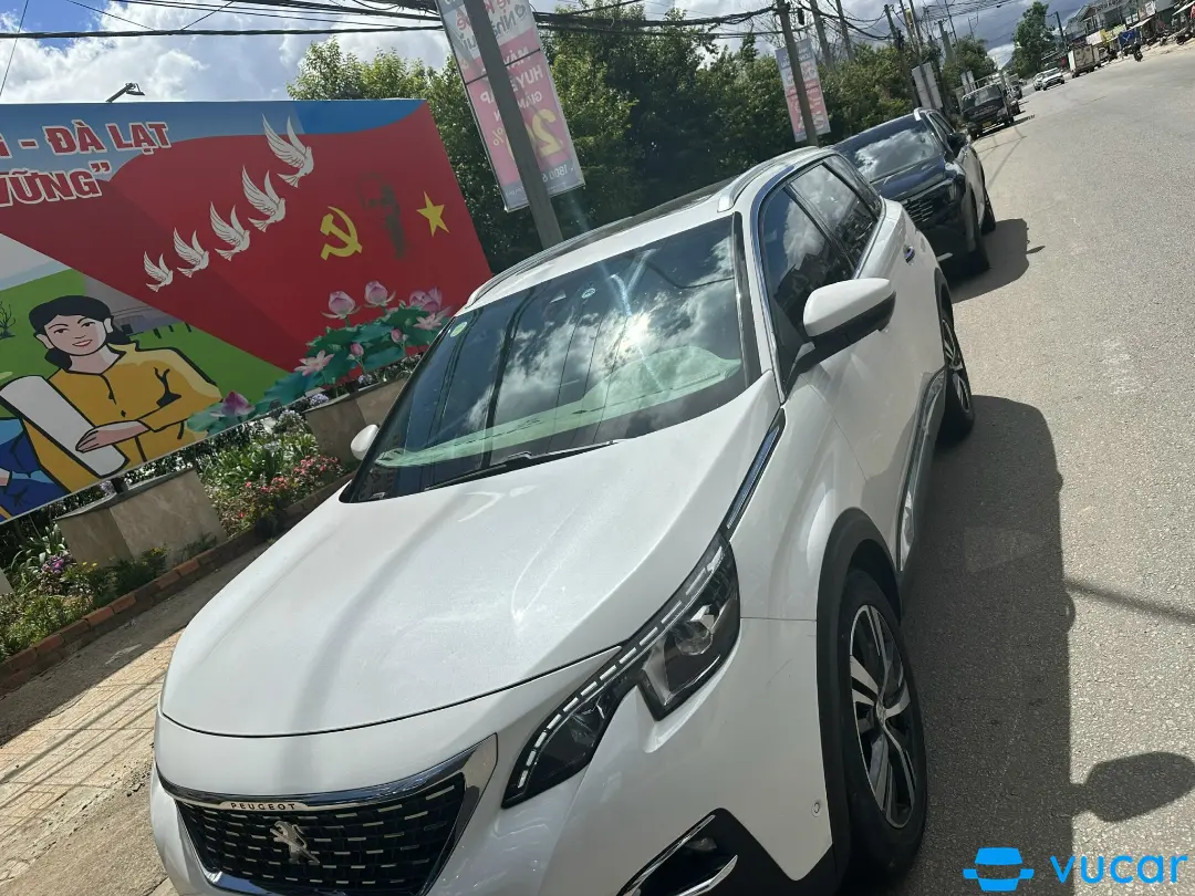 Ảnh xe Puegeot 5008 2019