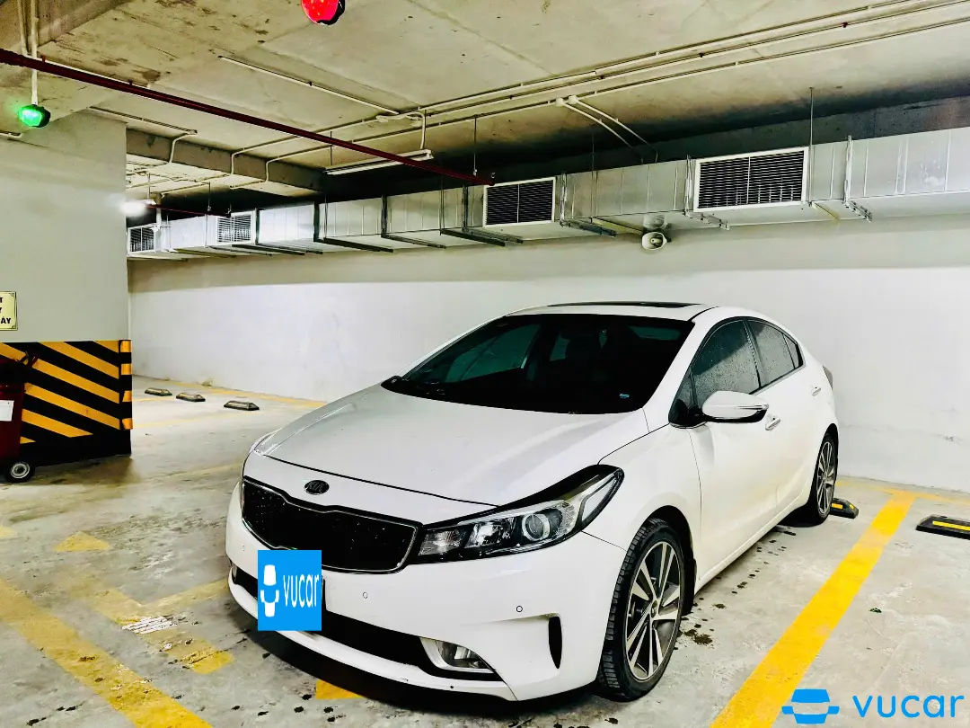 Ảnh xe Kia Cerato 1.6 AT 2017