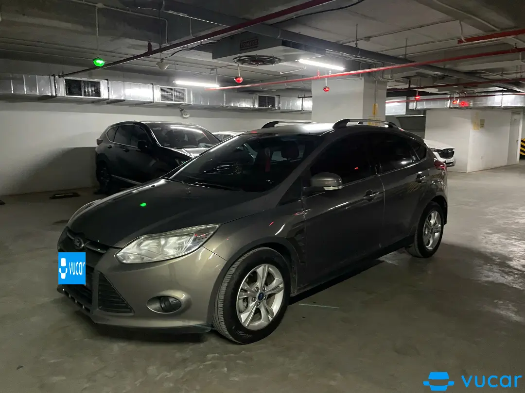Ảnh xe Ford Focus 2015